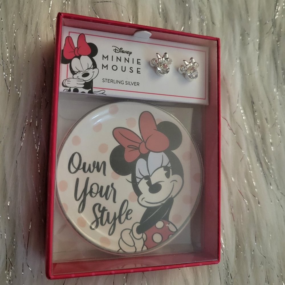 Disney Minnie Mouse Stud Earring and Trinket Dish Set